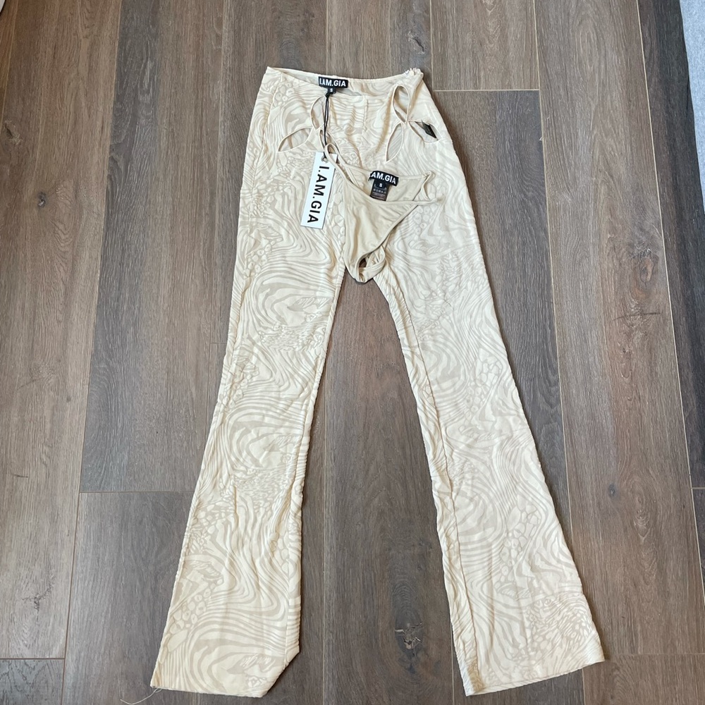 I am Gia tan cream amina pants small swirl